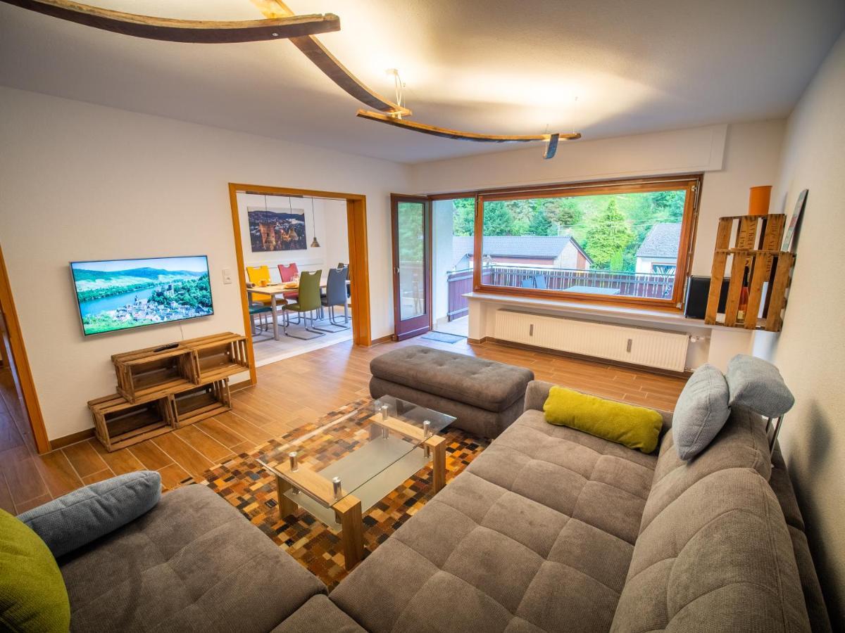 Rheintal-Ferien - 90 Qm Ferienwohnung Mit Wine & Style - Dein Urlaub Am Rhein Niederheimbach Bagian luar foto