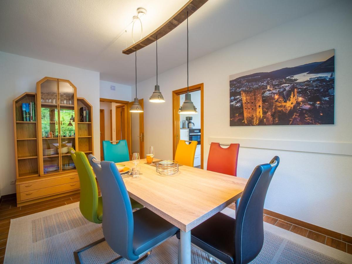 Rheintal-Ferien - 90 Qm Ferienwohnung Mit Wine & Style - Dein Urlaub Am Rhein Niederheimbach Bagian luar foto