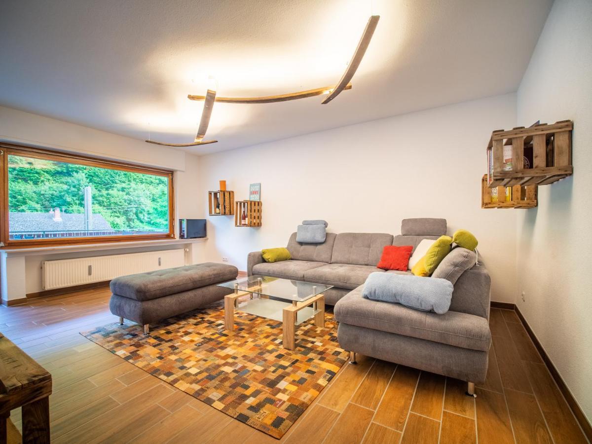 Rheintal-Ferien - 90 Qm Ferienwohnung Mit Wine & Style - Dein Urlaub Am Rhein Niederheimbach Bagian luar foto